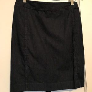 LOFT Denim-Look Pencil Skirt 4P